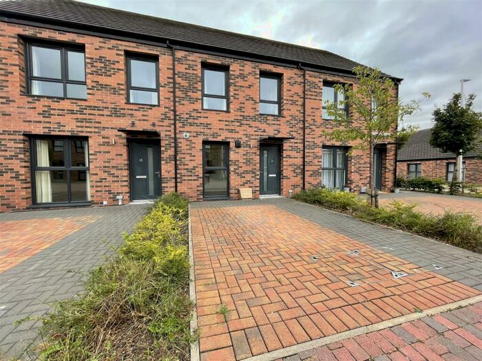 2 Bedroom Terraced House To Rent In Capercaillie Drive, Perth, PH1