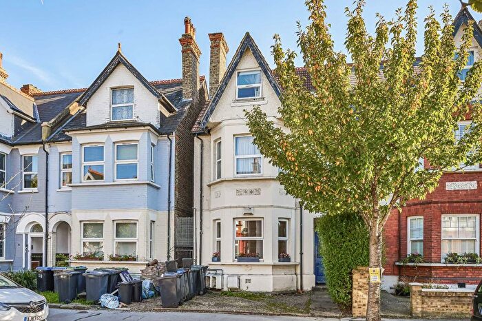 3 Bedroom Flat To Rent In Norbury Court Road, London, SW16