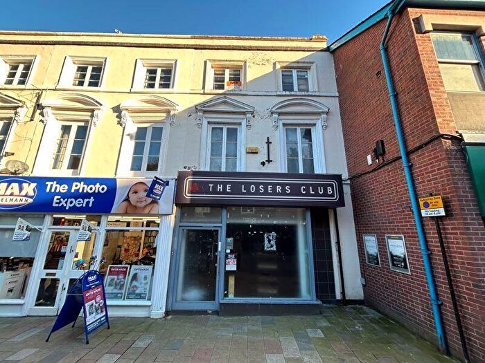 4 Bedroom End Of Terrace House For Sale In Bridge Street, Congleton, Cheshire, CW12