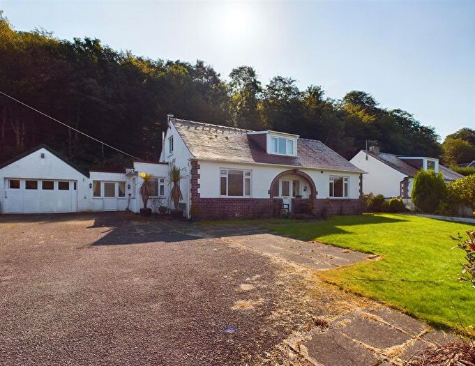 5 Bedroom Property For Sale In Achintore Road, Fort William, PH33