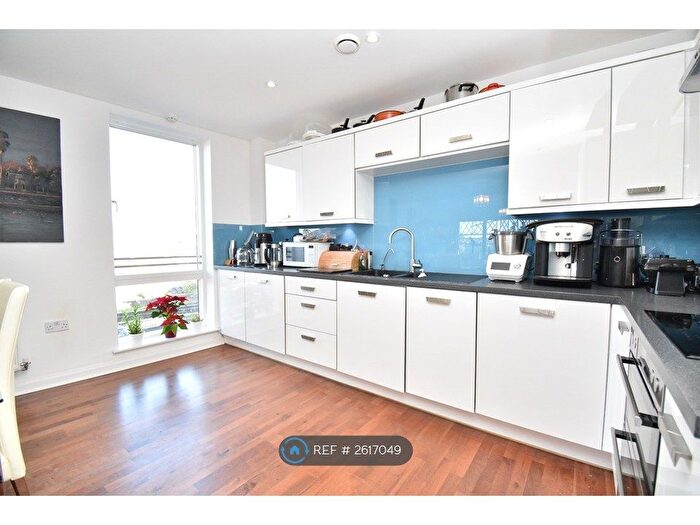 2 Bedroom Flat To Rent In Chamberlayne Road, London, NW10