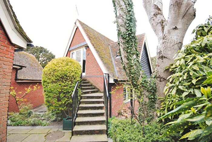 1 Bedroom Apartment To Rent In Gibson Close, Saffron Walden, Essex, CB10