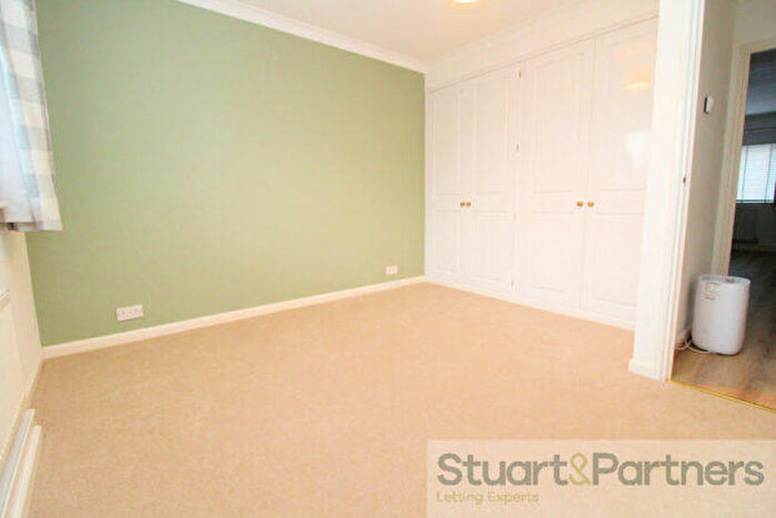 1 Bedroom Flat To Rent In St Wilfrids Way, Haywards Heath, RH16