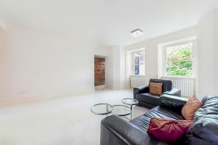 2 Bedroom Flat To Rent In Fitzjohns Avenue, Hampstead, NW3