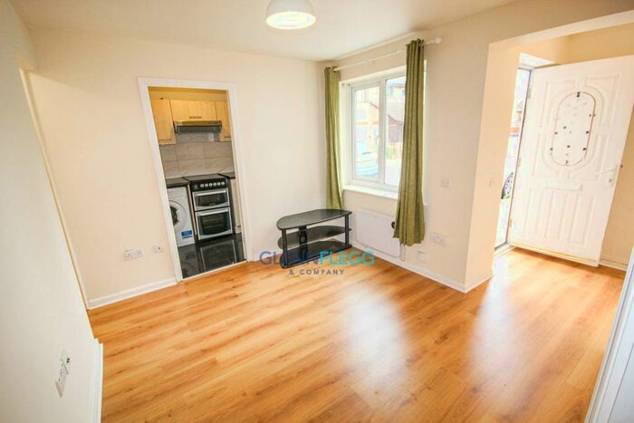 1 Bedroom Maisonette To Rent In ***Let Agreed***Bader Gardens, Cippenham***Let Agreed***, SL1