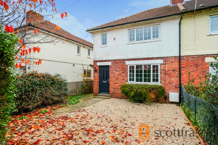 3 Bedroom Semi-Detached House To Rent In Swinburne Road, East Oxford, OX4