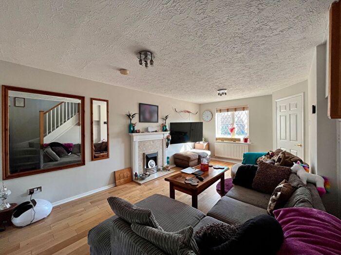 3 Bedroom Property To Rent In Harbour Way, Shoreham-By-Sea, BN43