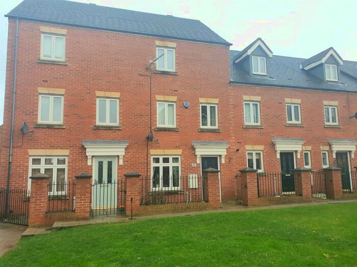 3 Bedroom Terraced House To Rent In May Close, Hebburn, NE31
