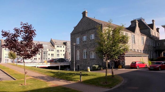 2 Bedroom Flat To Rent In Dee Village, Millburn Street, AB11