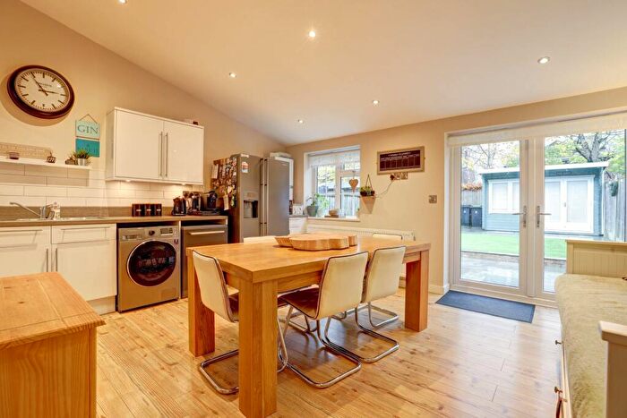 3 Bedroom Terraced House For Sale In Lockeridge Close, Blandford Forum, DT11