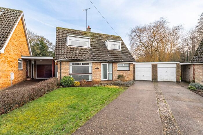 3 Bedroom Detached Bungalow For Sale In Church Close, Buxton, NR10