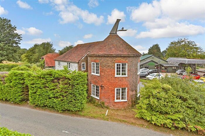 4 Bedroom Detached House For Sale In Norton Road, Chart Sutton, Maidstone, Kent, ME17