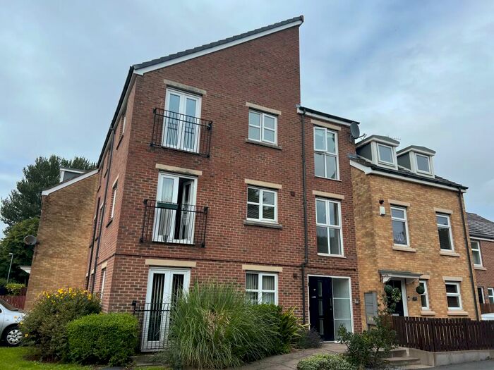 2 Bedroom Flat To Rent In Hodson Place, Anfield, Liverpool, L6