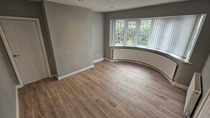 2 Bedroom Bungalow To Rent In Bentcliffe Close, Moortown, Leeds, LS17