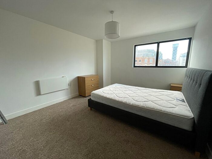 2 Bedroom Flat To Rent In Pall Mall, Liverpool, L3