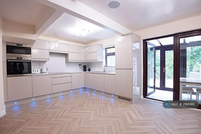 5 Bedroom Terraced House To Rent In Rosewarn Close, Bath, BA2