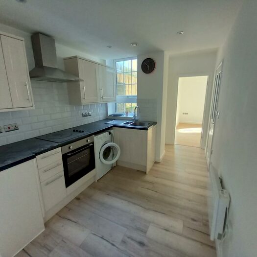 1 Bedroom Apartment To Rent In Tonbridge Road, Maidstone, ME16