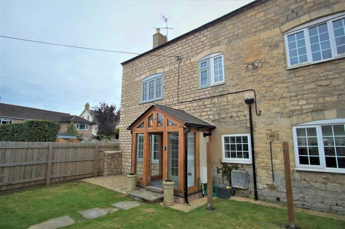 3 Bedroom Cottage To Rent In Marsh Mews, Marsh Road, Leonard Stanley, Stonehouse, GL10