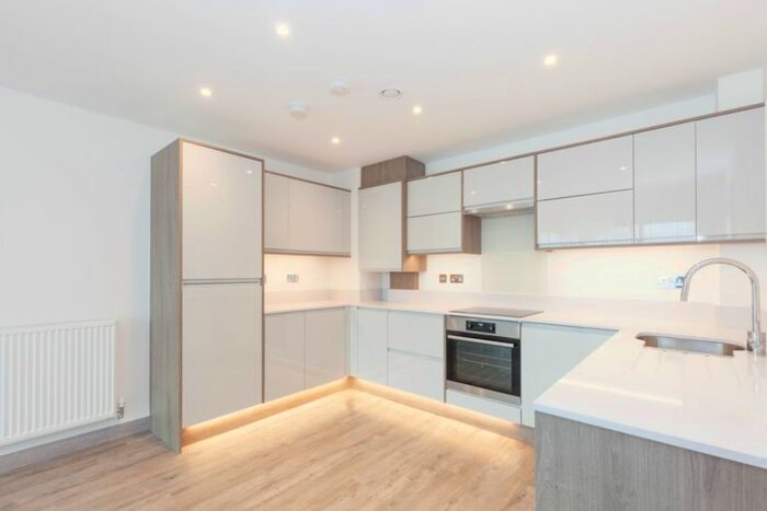 2 Bedroom Flat To Rent In West Castle Street, Upper Heyford, Bicester, OX25