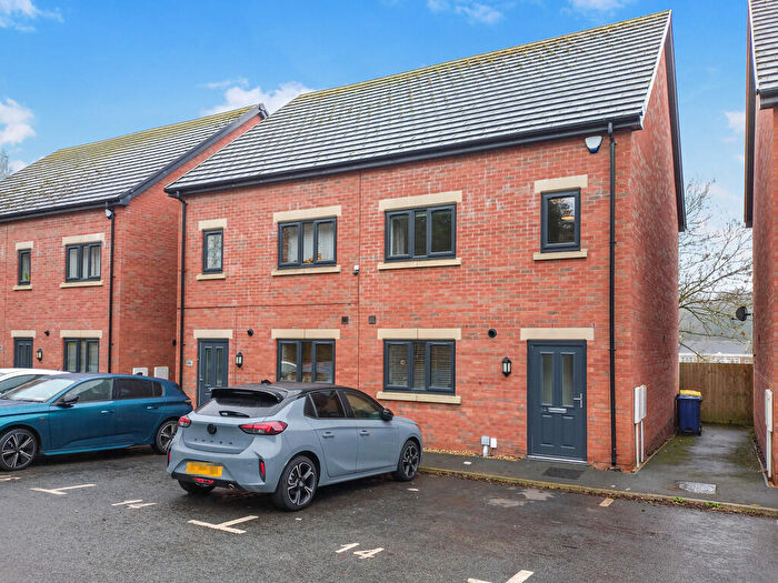 3 Bedroom Semi Detached House For Sale In Cooper Place, Kidsgrove, Stoke-on-Trent, ST7