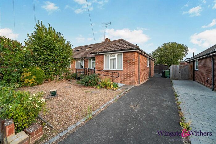 2 Bedroom Semi-Detached Bungalow For Sale In Foxlake Road, Byfleet, KT14