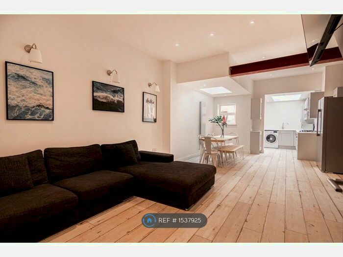 6 Bedroom Terraced House To Rent In Thornycroft Road, Liverpool, L15