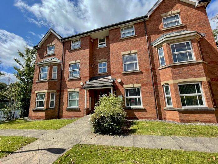 2 Bedroom Flat To Rent In Royal Court Drive, Bolton Town Centre, Bolton, BL1