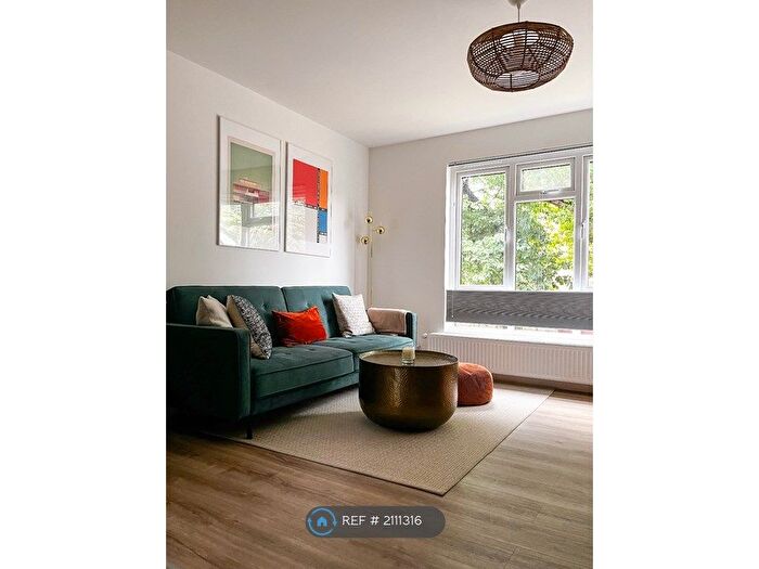 1 Bedroom Flat To Rent In Ermine Road, London, N15