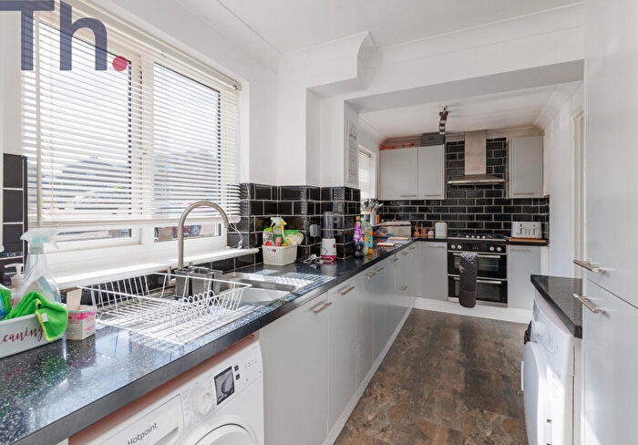 4 Bedroom End Of Terrace House For Sale In Sandown, Isle Of Wight, PO36