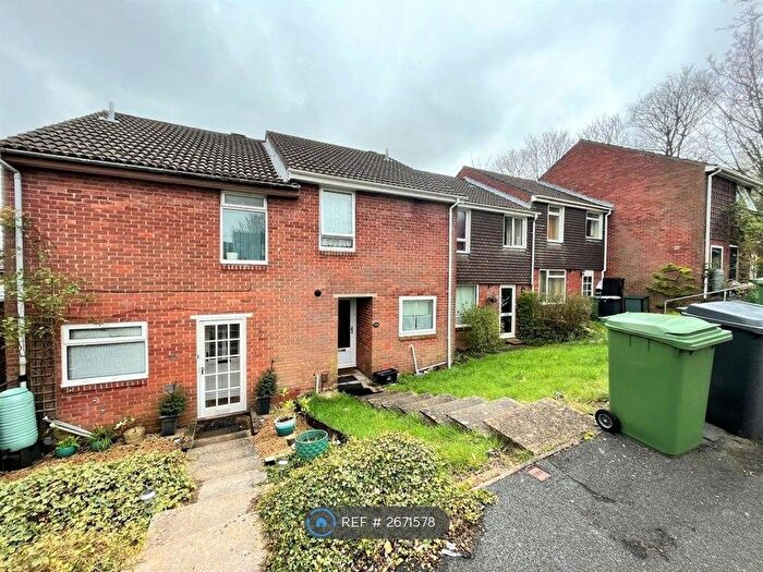 3 Bedroom Terraced House To Rent In May Tree Close, Winchester, SO22