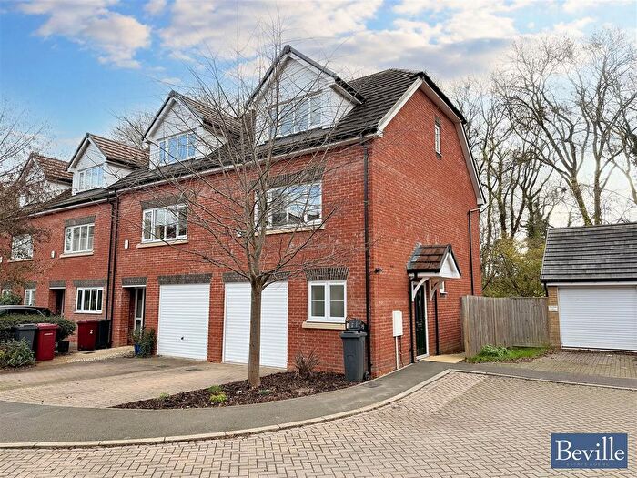 3 Bedroom Semi Detached House To Rent In Martin Cooper Close, Caversham, Reading, RG4