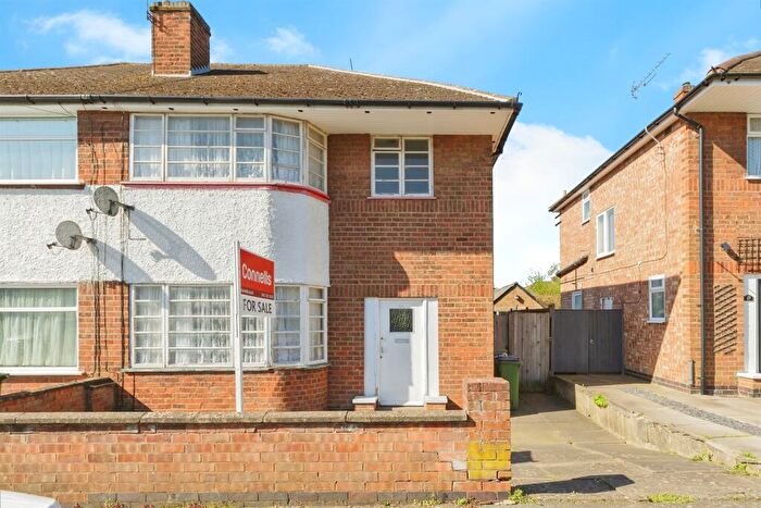 3 Bedroom Semi-Detached House For Sale In Wilnicott Road, Leicester, LE3