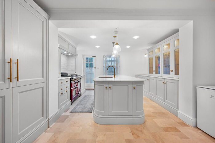 7 Bedroom House To Rent In Belmont Hill, Blackheath, SE13