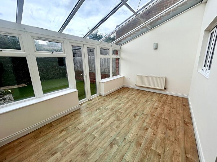 4 Bedroom Property To Rent In The Gateway, Watford, WD18