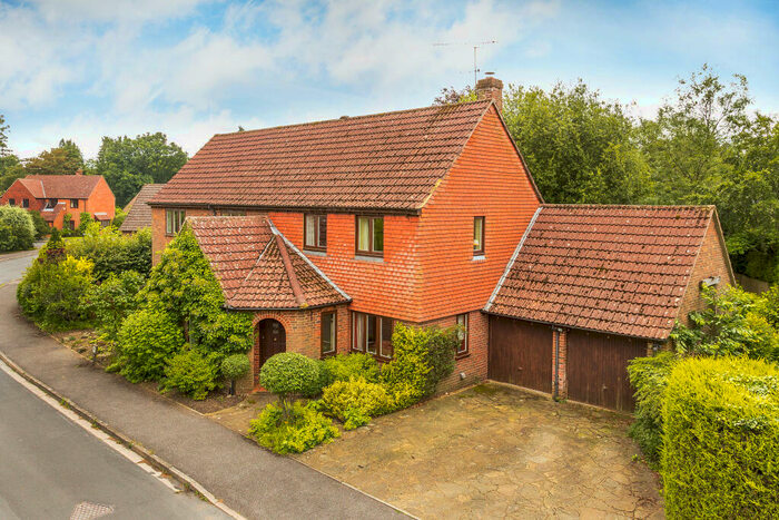 5 Bedroom Detached House To Rent In Meadow Way, Rowledge, Farnham, Surrey, GU10