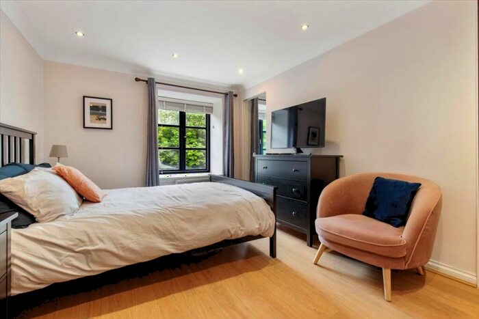 2 Bedroom Flat For Sale In Flat, Speirs Wharf, Port Dundas, Glasgow, G4