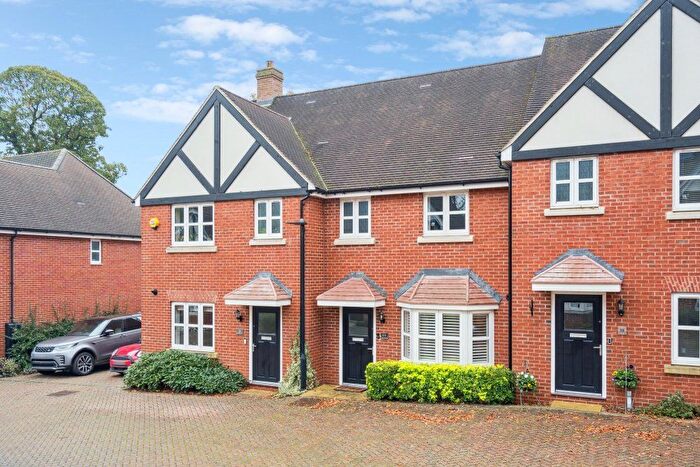 3 Bedroom Terraced House For Sale In Grange Road, Chalfont St. Peter, Gerrards Cross, Buckinghamshire, SL9