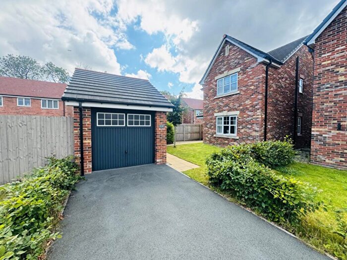 3 Bedroom Detached House For Sale In Hollins Drive, Bolton, Greater Manchester, BL2