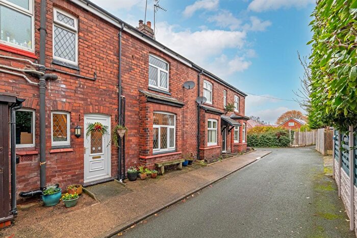 3 Bedroom Terraced House For Sale In Back Crosland Terrace, Helsby, Frodsham, WA6