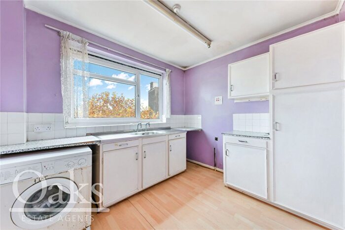 1 Bedroom Flat For Sale In Telford Avenue, London, SW2