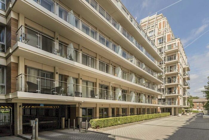 2 Bedroom Flat To Rent In Henry Macaulay Avenue, Kingston Upon Thames, KT2