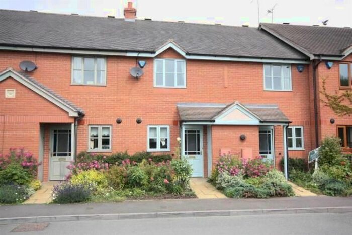 2 Bedroom Property To Rent In Harger Mews, Kenilworth, Warwickshire, CV8