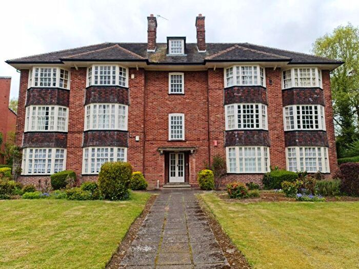 2 Bedroom Apartment To Rent In Bristol Road, Selly Oak, Birmingham, B29