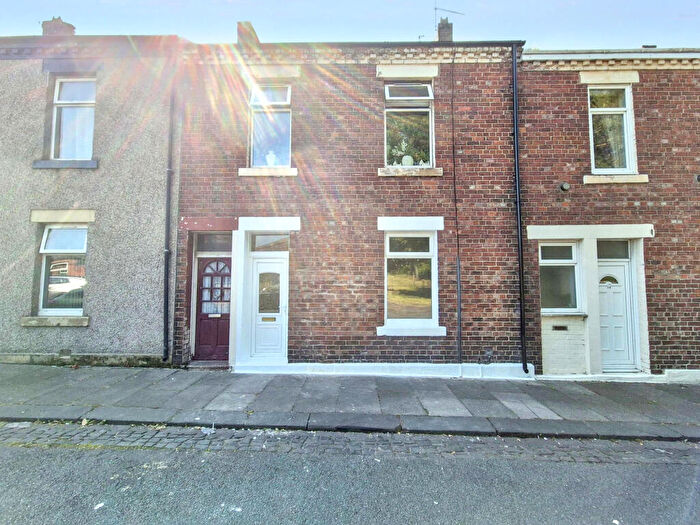 2 Bedroom Flat To Rent In Salem Street, ., Jarrow, Tyne And Wear, NE32