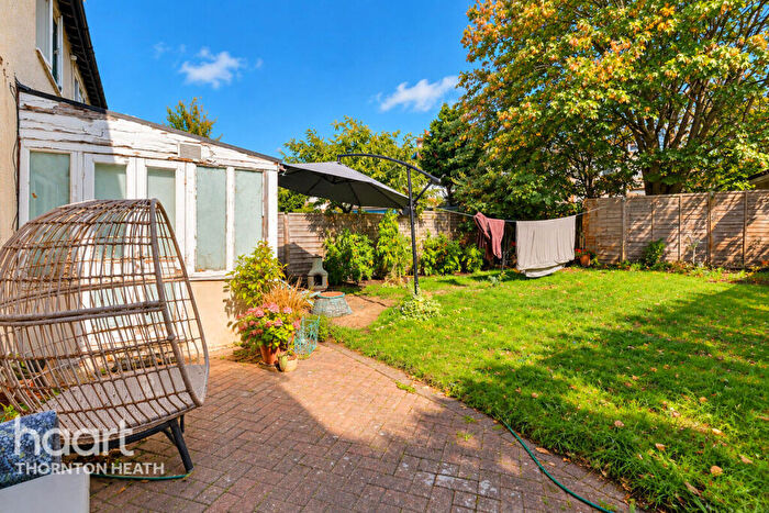 3 Bedroom Semi Detached House For Sale In Camden Gardens, Thornton Heath, CR7