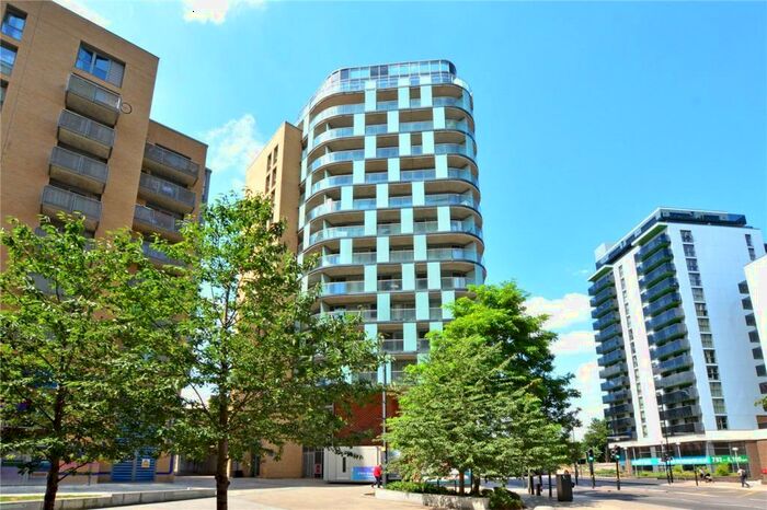 1 Bedroom Flat To Rent In Da Vinci Torre, Loampit Vale, London, SE13