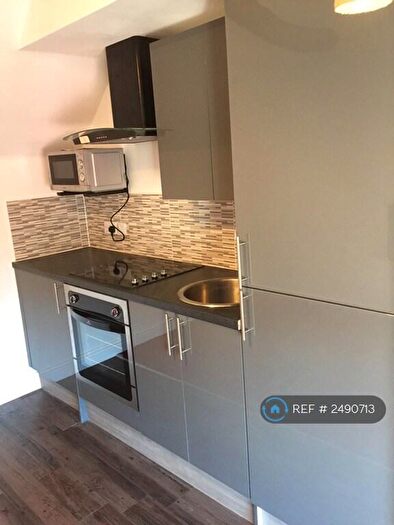 Studio To Rent In Longford Road, Coventry, CV6