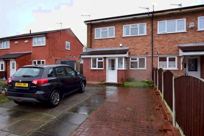 3 Bedroom Semi-Detached House To Rent In Darlington Close, Wallasey, CH44