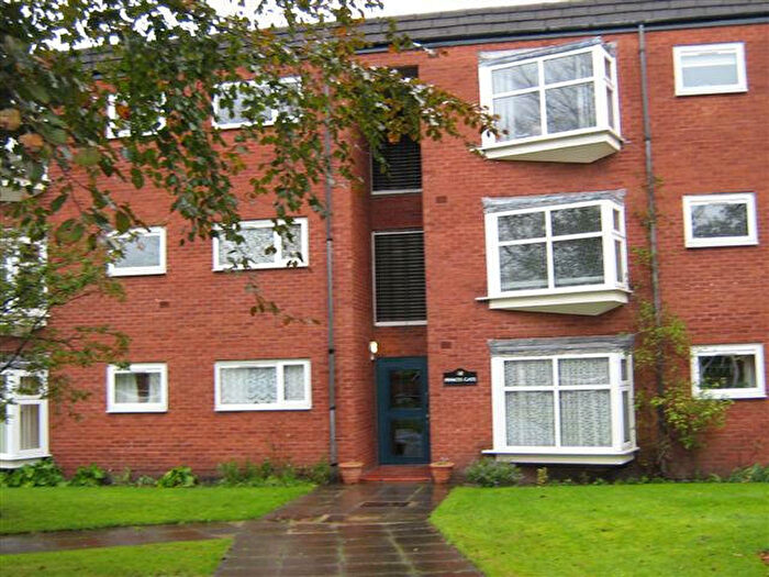 1 Bedroom Flat To Rent In Cambridge Road, Southport, Merseyside, PR9