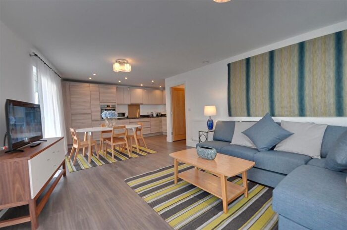 2 Bedroom Flat To Rent In Beacon Road, Bournemouth, BH2